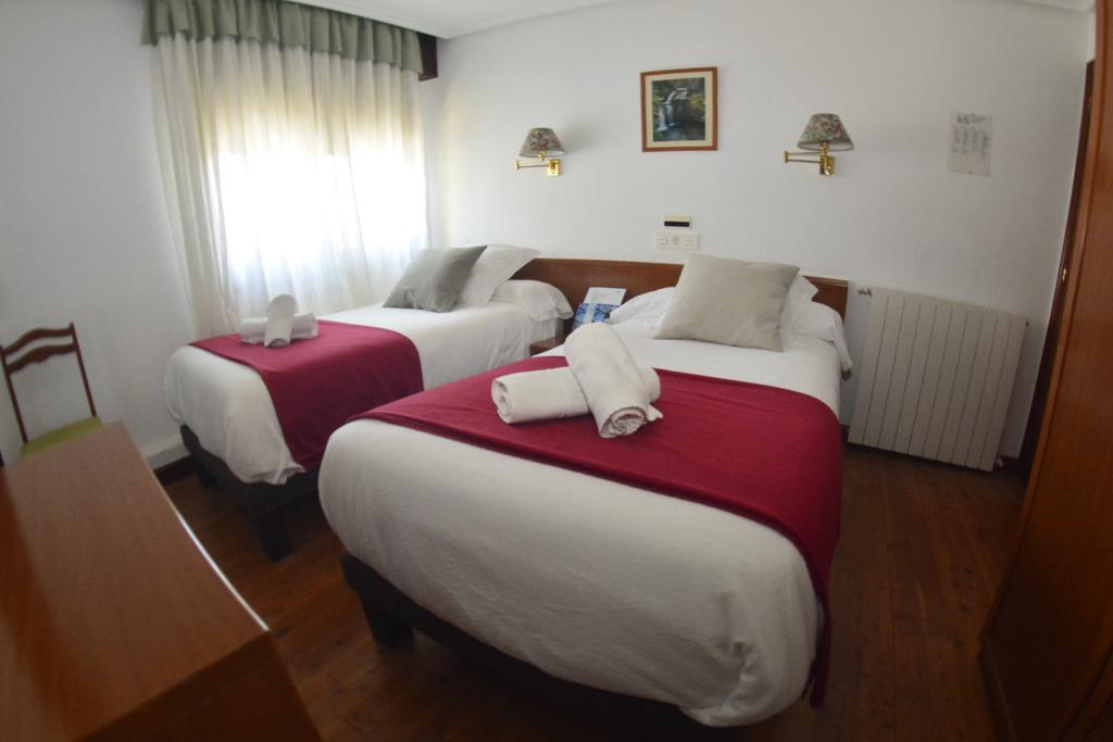 Pension Uxarte Arrasate/Mondragon Extérieur photo